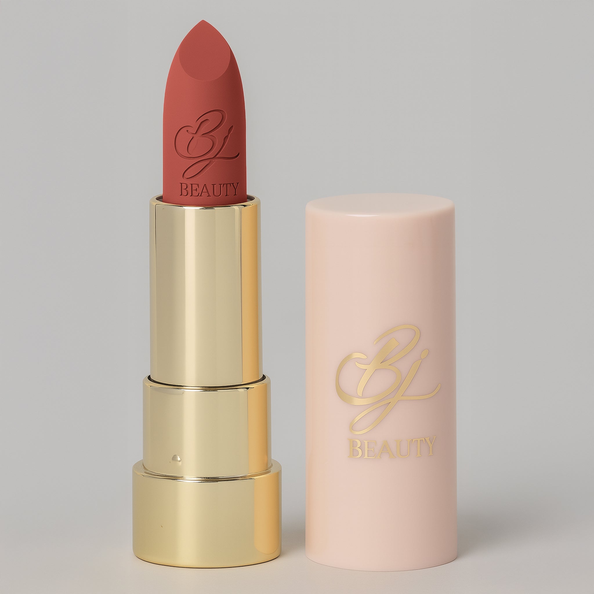 أحمر شفاه غير لامع - #5 LIPS BERRY